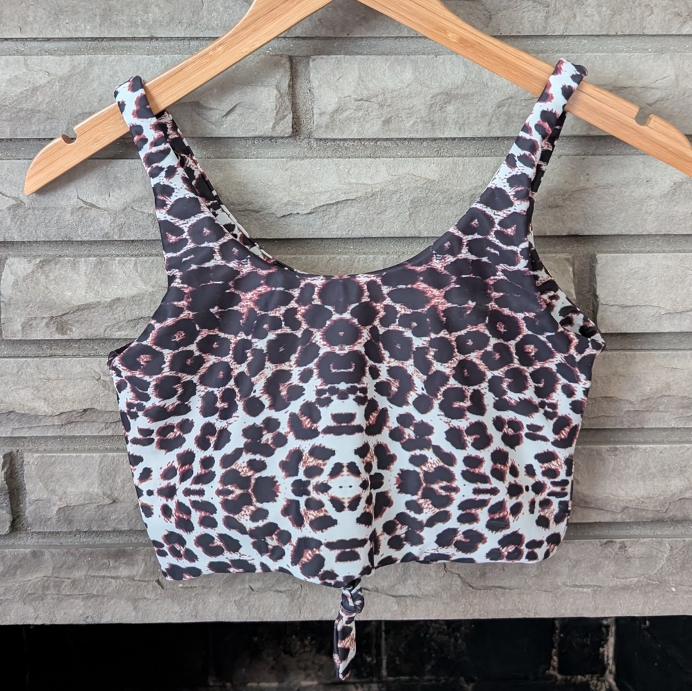 Pink Lily Leopard Print Crop Swim Bikini Top Size Medium